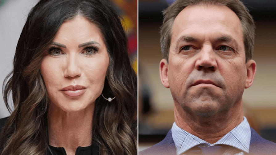 El marido con pechos postizos y pantalón fosforito, el último culebrón del universo Trump