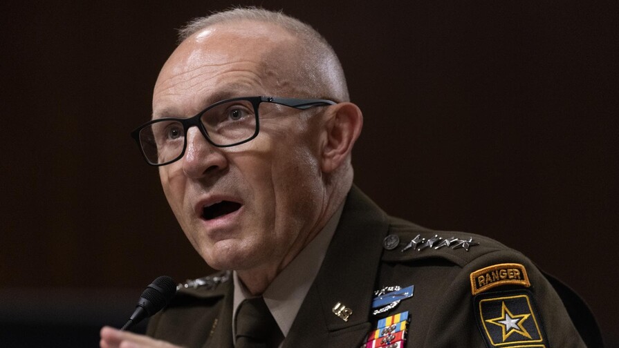 Secretario de Defensa de EE. UU. obtiene la renuncia del jefe del Ejército de Tierra