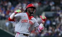 Elly de la Cruz truena en Texas y los Reds amargan el D&iacute;a Inaugural de los Vigilantes