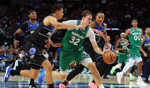 Cooper Flagg lidera el triunfo de Dallas sobre Miami que sigue sin victorias