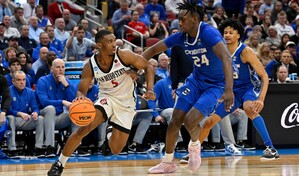 Donald Trump firma orden ejecutiva para regular el deporte universitario