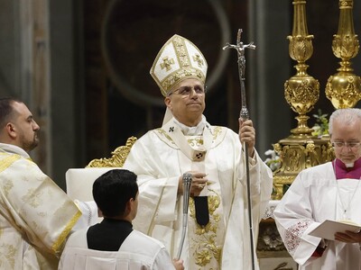 Vigilia pascual: Papa León XIV llama a no paralizarse ante la guerra