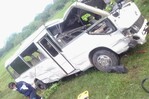 Nueve personas resultan lesionadas tras deslizamiento de autob&uacute;s en carretera Otra Banda–Hig&uuml;ey