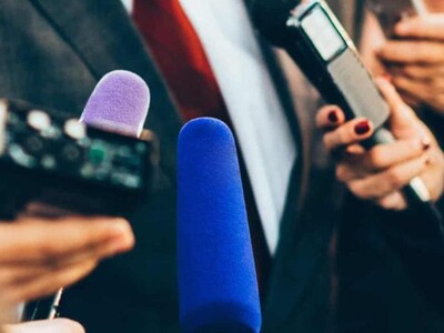 Destacan rol de los periodistas y citan retos de la profesión