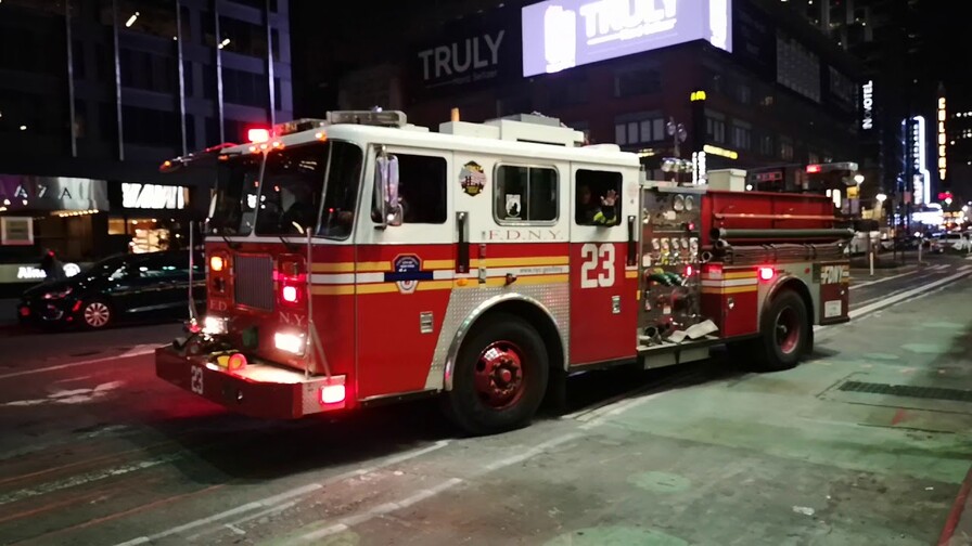 Dos bomberos mueren en un choque frontal mientras buscaban a mujer desaparecida