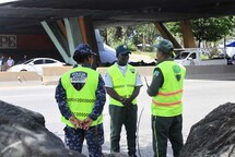 El COE reporta ocho fallecidos en 24 horas y 200 intoxicados por ingesta de alcohol