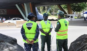 El COE reporta ocho fallecidos en 24 horas y 200 intoxicados por ingesta de alcohol