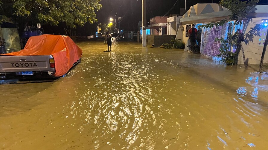 Prohíben bañarse en ríos de Puerto Plata tras intensas lluvias Prohíben bañarse en ríos de Puerto Plata tras intensas lluvias
