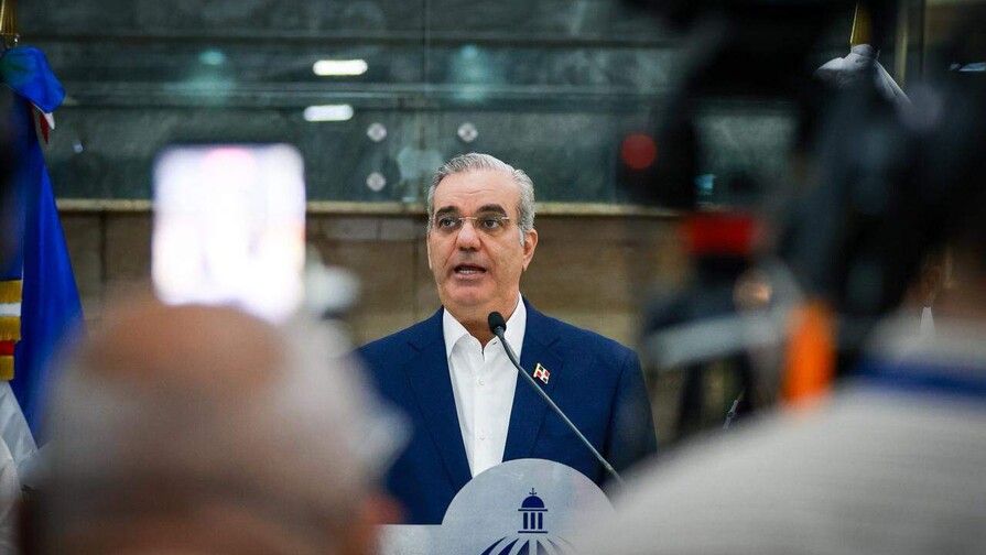 El presidente Abinader reconoce civismo de la población en Semana Santa y la labor del COE El presidente Abinader reconoce civismo de la población en Semana Santa y la labor del COE