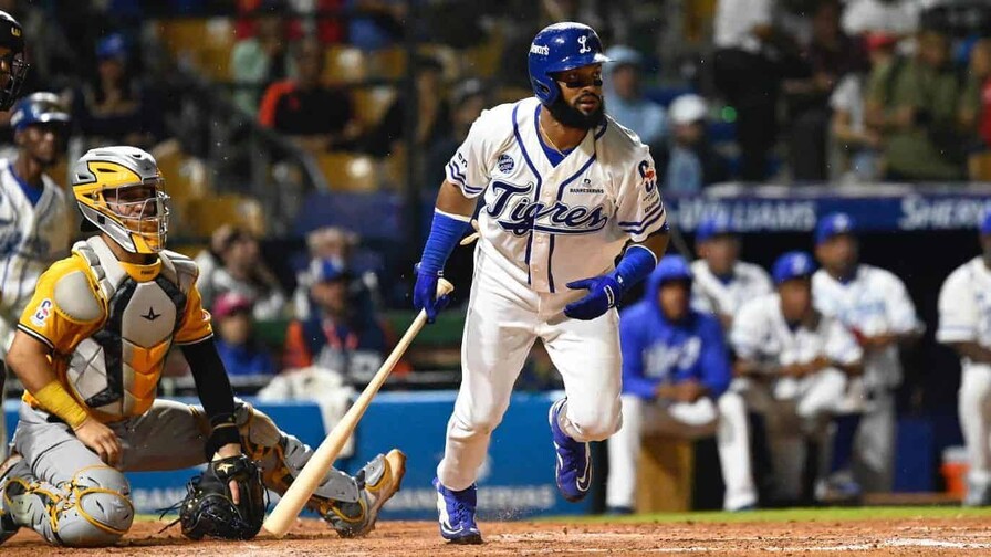 Audo Vicente justifica los movimientos de Licey en la actual agencia libre Audo Vicente justifica los movimientos de Licey en la actual agencia libre