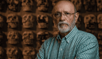 Eduardo Matos Moctezuma y la isla que qued&oacute; en el cuerpo