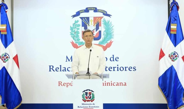 El Gobierno dispone que los ingresos de los consulados dominicanos pasen al Estado
