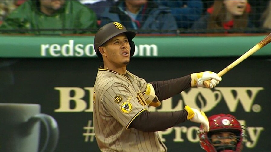 Padres siguen punteros en el oeste, gracias a batazo ganador de Manny Machado