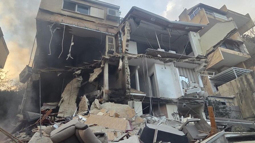 Ir&aacute;n responde a propuestas de alto el fuego y descarta di&aacute;logo bajo bombardeos