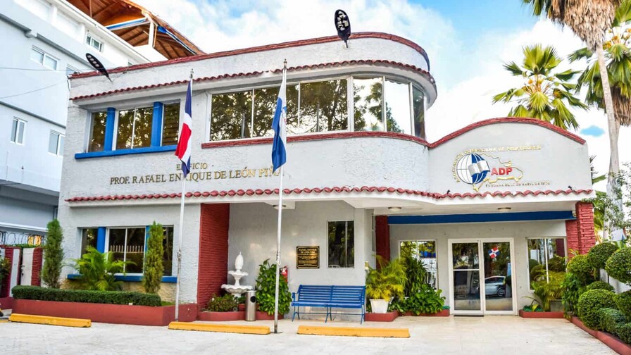 ADP rechaza discutir reforma educativa dominicana en el CES