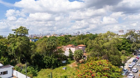 La casona olvidada de Gascue: historia, poder y abandono en la Pasteur esquina Independencia