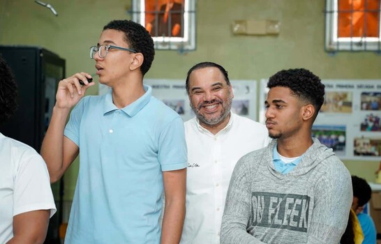 Cuando la Constituci&oacute;n ech&oacute; ra&iacute;ces en el aula (Clase 27)