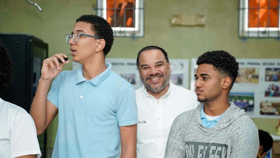 Cuando la Constitución echó raíces en el aula (Clase 27) Cuando la Constitución echó raíces en el aula (Clase 27)