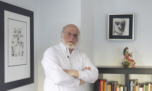 Para Pedro Verg&eacute;s escribir no es ganar premios, es tener algo que decir