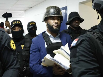 Aplazan medida de coerción contra fiscal Aurelio Valdez Alcántara