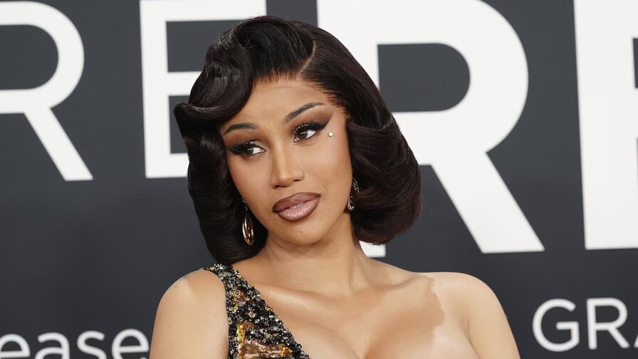 Cardi B denuncia fraude por casi 70 mil dólares en sus tarjetas Cardi B denuncia fraude por casi 70 mil dólares en sus tarjetas
