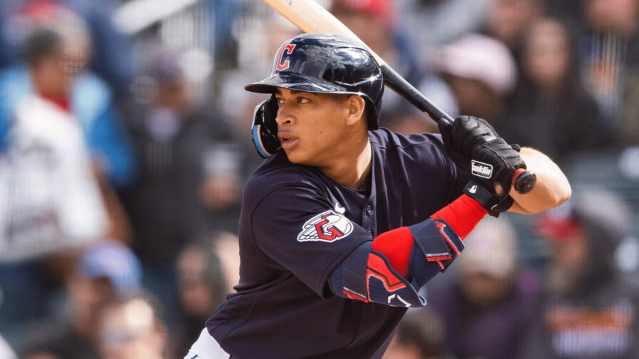 Cleveland sube al prospecto dominicano Juan Brito Cleveland sube al prospecto dominicano Juan Brito