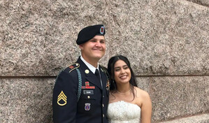 ICE libera a esposa de militar detenida por una orden de deportaci&oacute;n de su infancia