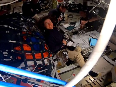 Los astronautas de Artemis II emprenden su regreso a la Tierra