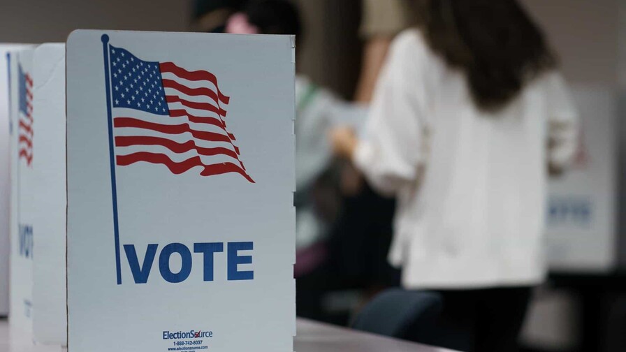 La mayor fraternidad universitaria hispana en EE. UU. impulsar&aacute; voto entre j&oacute;venes latinos