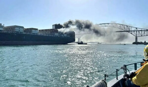 Un muerto en un incendio que afect&oacute; al puente m&aacute;s antiguo sobre el Canal de Panam&aacute;