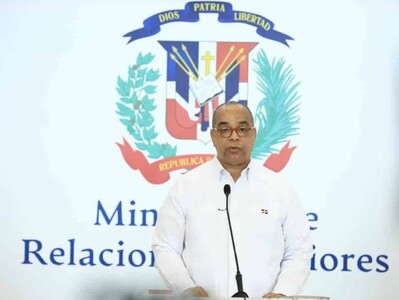 Estado asumirá control de ingresos de los consulados