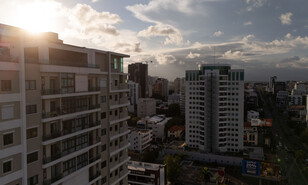 BM baja a 3.6 % crecimiento RD; apunta a mayor capacidad fiscal para subsidiar combustibles