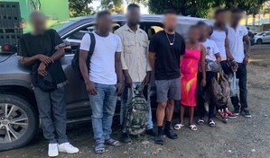 Detienen a dominicano que fue sorprendido trasladando haitianos indocumentados en Santiago Rodr&iacute;guez