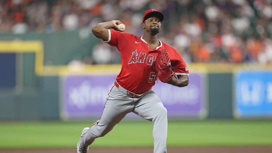 Dos Tommy John despu&eacute;s, Soriano encuentra la forma