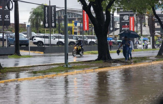 M&aacute;s de 30,000 desplazados por las lluvias que mantienen al pa&iacute;s en alerta
