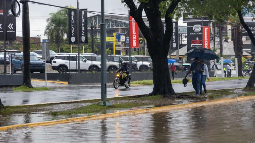Vaguada continuará generando aguaceros este lunes en varias provincias Vaguada continuará generando aguaceros este lunes en varias provincias