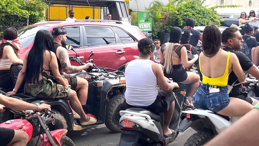 Las Terrenas: cuando el desorden desplaza la convivencia Las Terrenas: cuando el desorden desplaza la convivencia