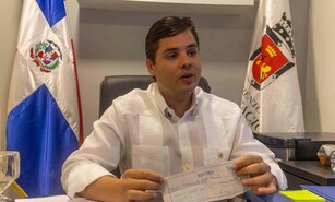 "La gente anhela y a&ntilde;ora caminar la avenida Duarte por su acera peatonal"