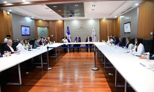 Gobierno inicia di&aacute;logo con empresarios para buscar consenso frente a la crisis por guerra en Ir&aacute;n