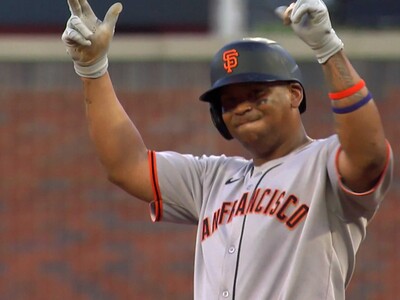 Devers decide con jonrón triunfo de Gigantes sobre Filis