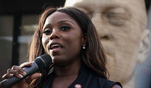 Concejal de Nueva York y asistente de Hochul reciben apoyo en medio de investigaci&oacute;n federal