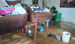 Denuncian abandono en Lecher&iacute;a: calles intransitables y casas anegadas