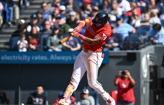 &Aacute;ngel Mart&iacute;nez prende la chispa en contundente triunfo de los Guardianes sobre San Luis