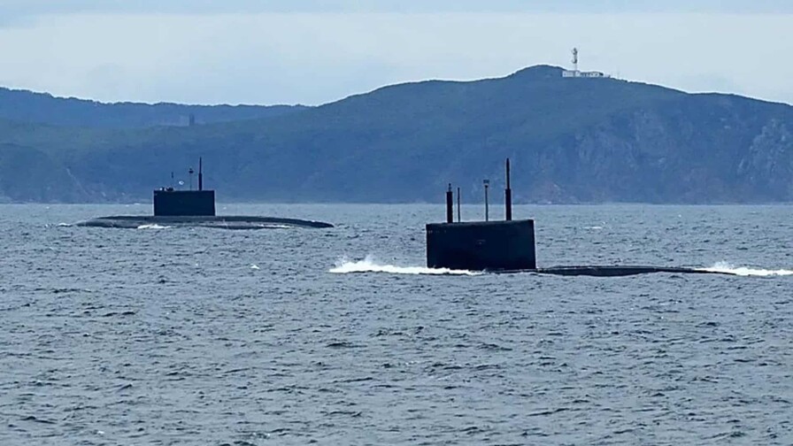 Reino Unido dice que sigui&oacute; a tres submarinos rusos a los que acus&oacute; de operaci&oacute;n secreta