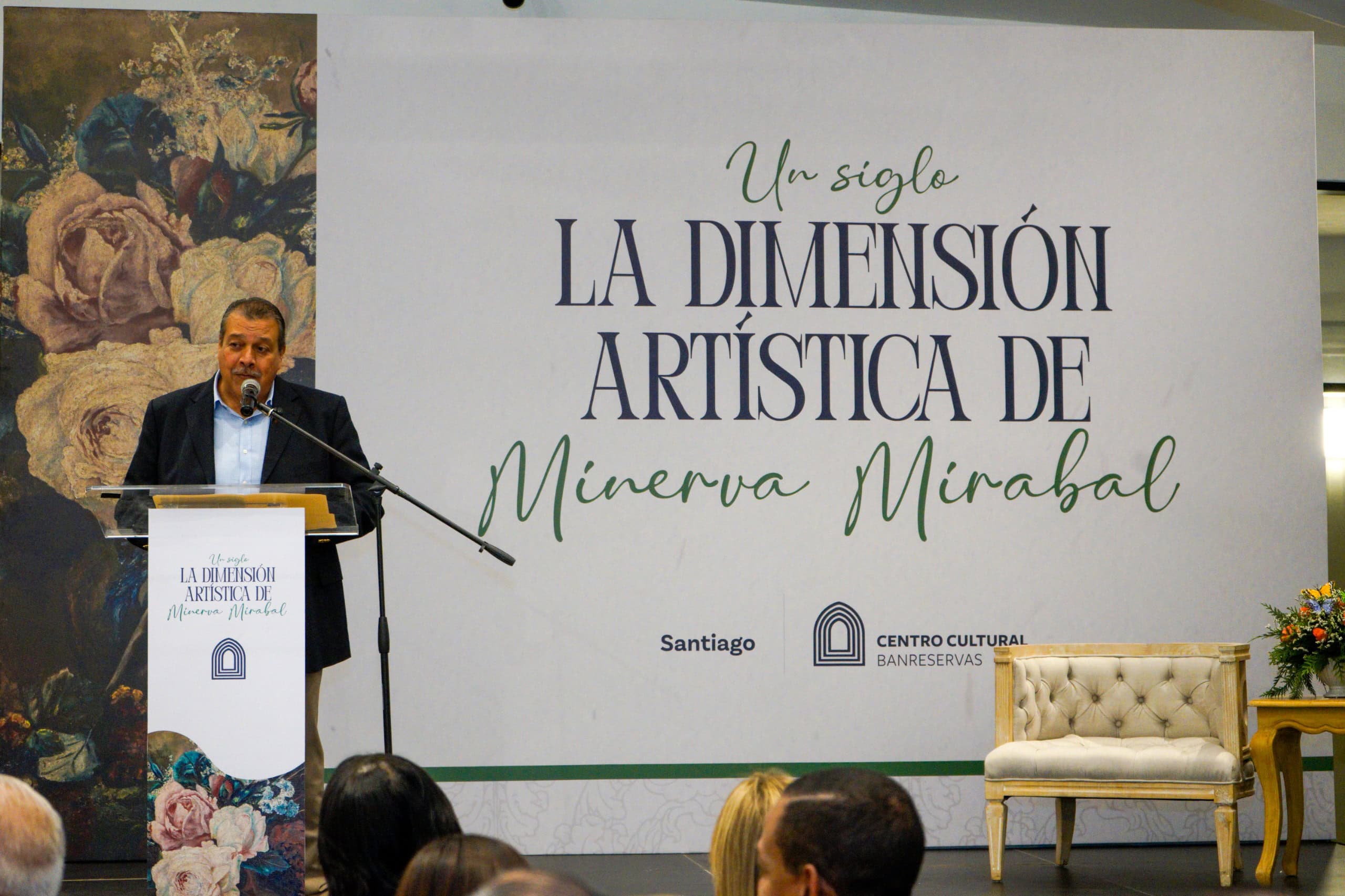 Manuel Tavárez Mirabal, presidente de la Fundación Hermanas Mirabal, agradece al Centro Cultural y a Abil Peralta por presentar la obra de su madre en un espacio vinculado a la memoria histórica del país.<br>