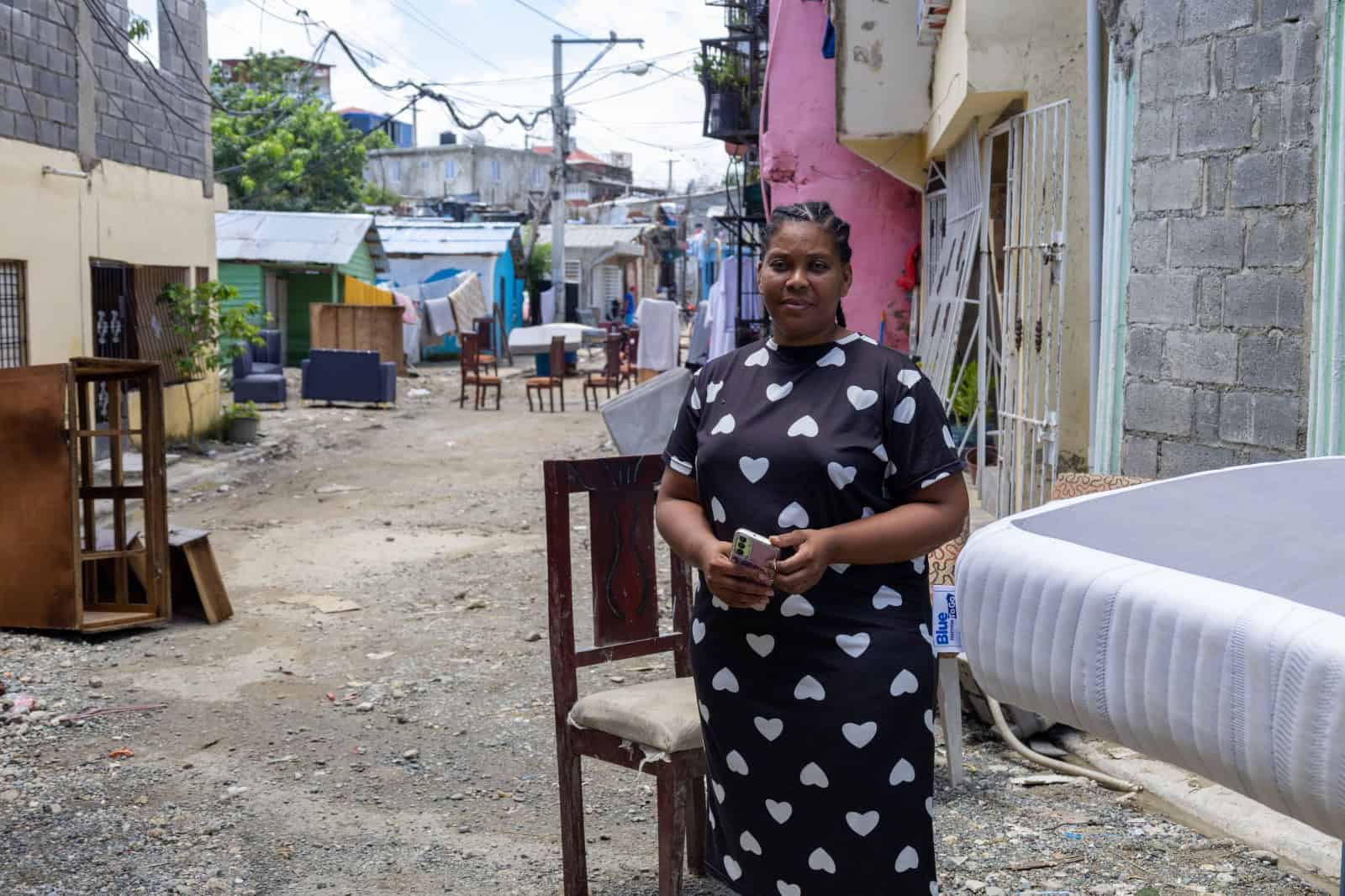 Indira perdió gran parte de sus pertenencias tras la inundación de la madrugada del miércoles.