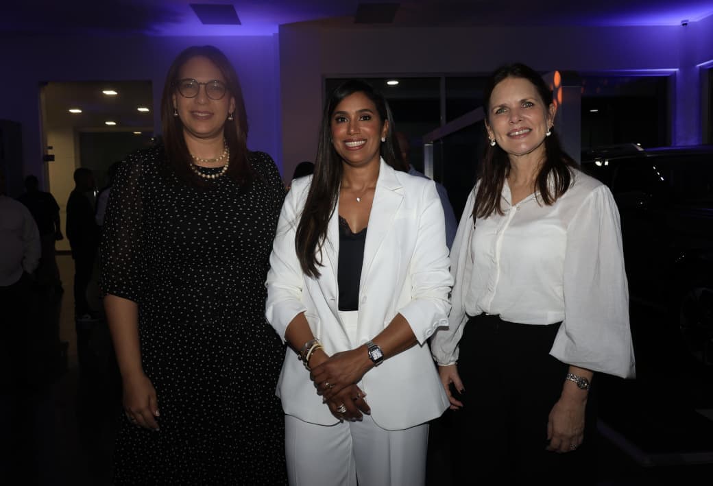 Julia Pichardo, Verenice Canela y Laura Jorge.