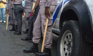 Cantos para uniformados