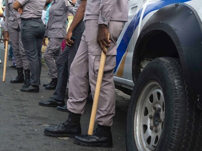 Violencia policial | Cantos para uniformados