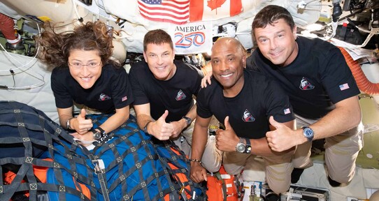 La tripulaci&oacute;n de Artemis, a pocas horas de su regreso a la Tierra